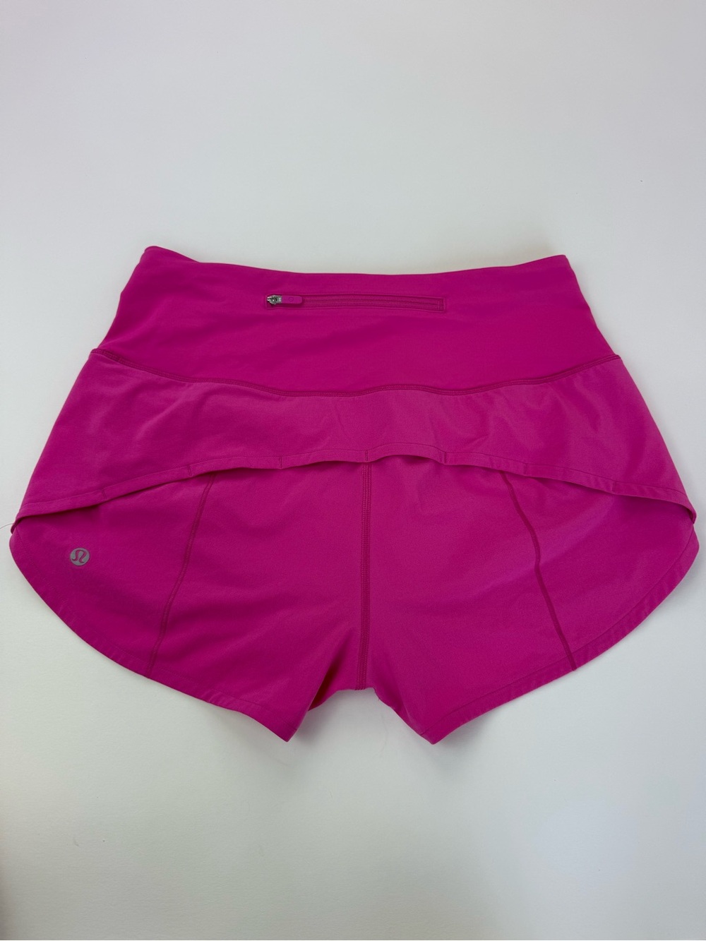 Lululemon Speed Up High-Rise Short 2.5"
Sonic Pink sz 6
